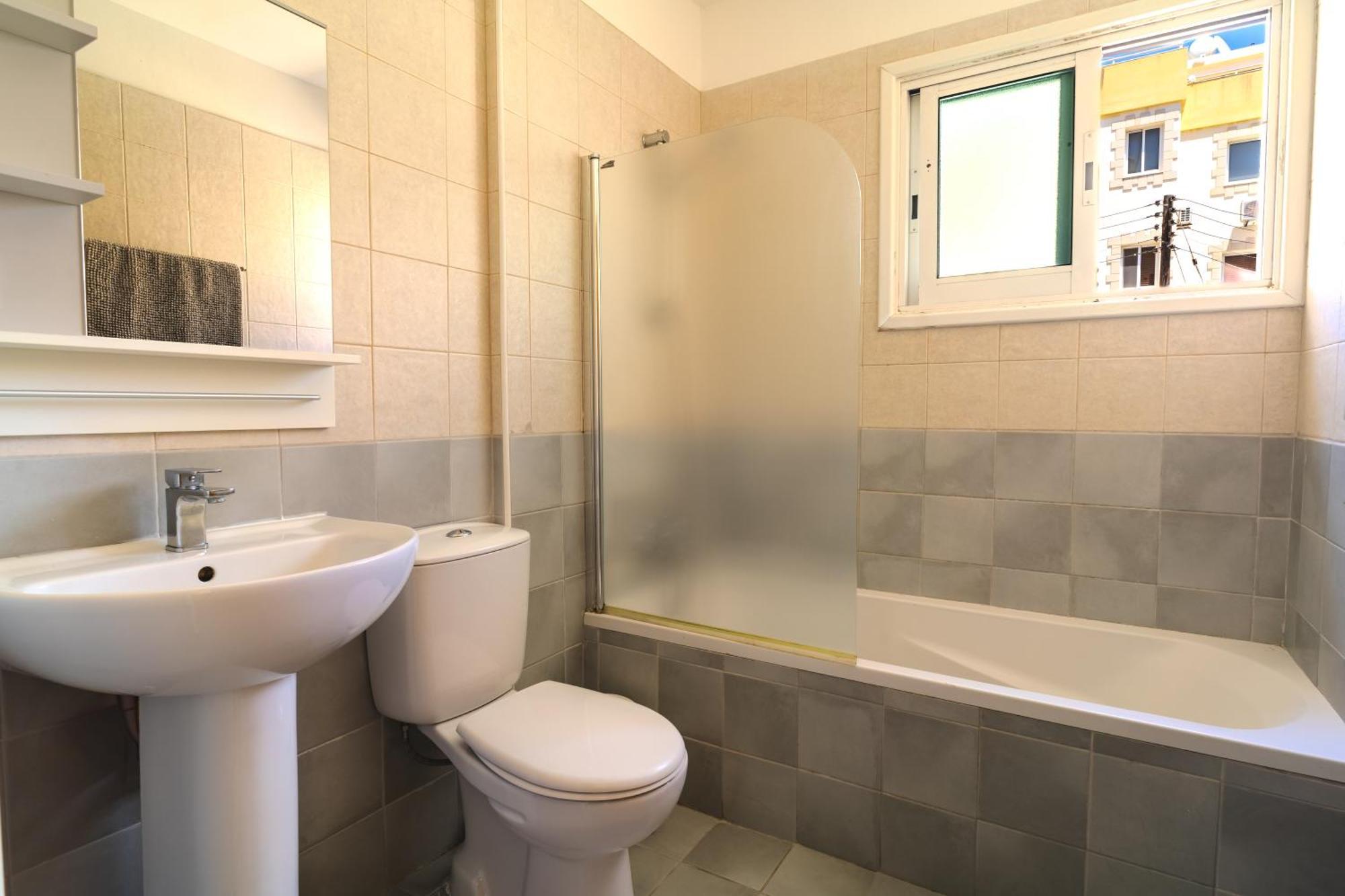 Helios Mackenzie One Bedroom Flat Larnaca Buitenkant foto