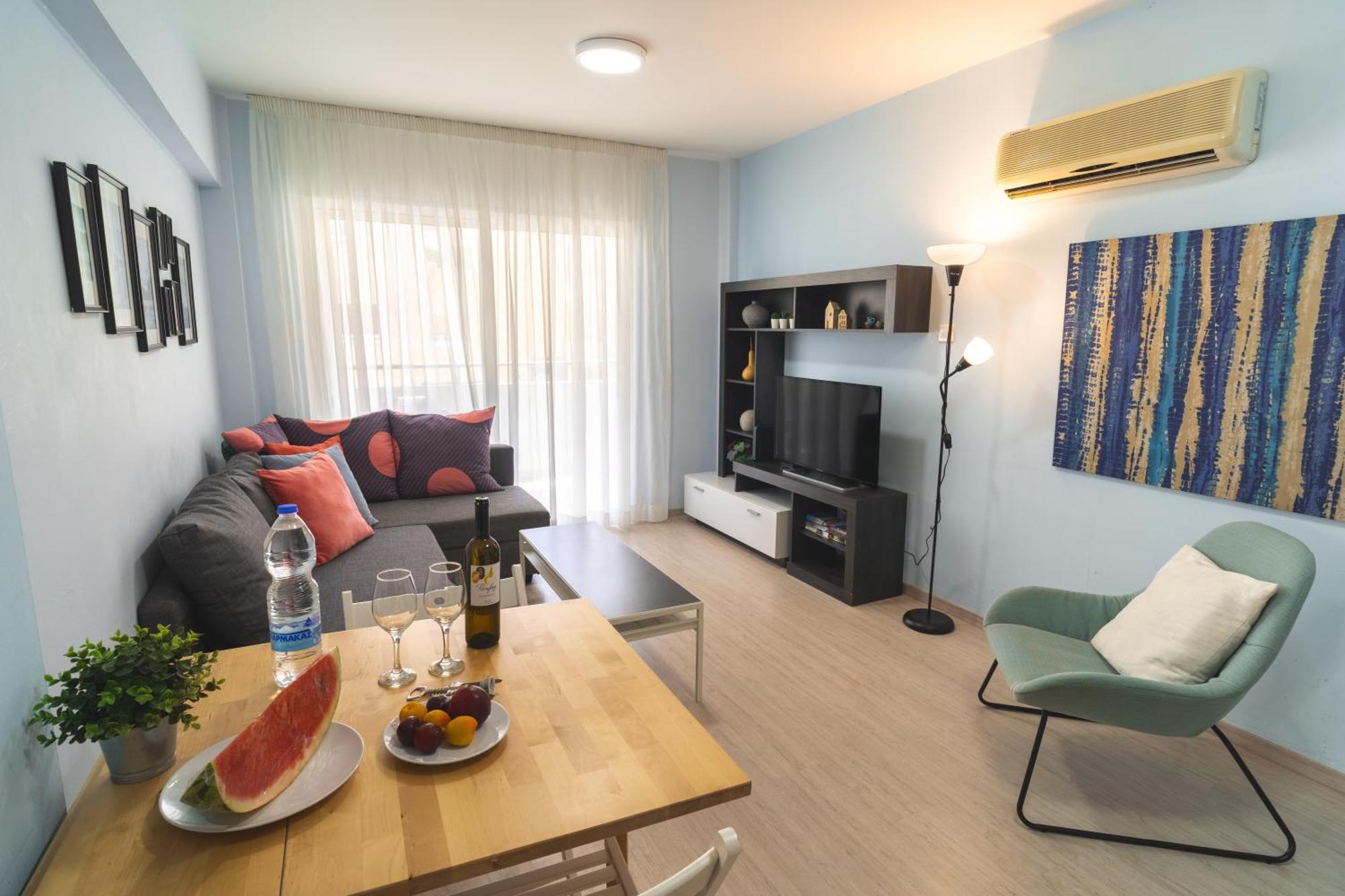 Helios Mackenzie One Bedroom Flat Larnaca Buitenkant foto